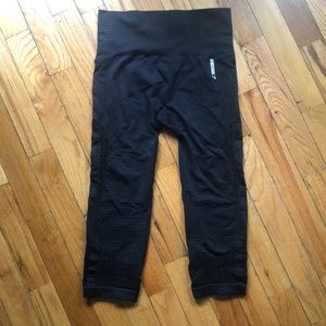 NWOT gymshark cropped energy  leggings